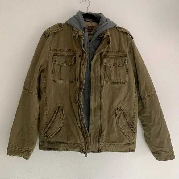 Levi’s Hooded Cotton Canvas Military Trucker Jacket Tan Work Outdoor Layered M - Picture 3 of 16